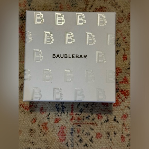 Baublebar Casper Drop Danglinng 'Boo Hoo Don't Cry’ Halloween Earrings - Picture 3 of 4